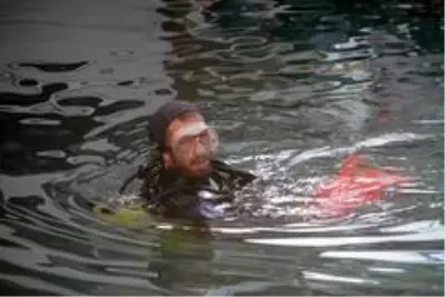 Fethiye'de dalgıçlar denizin dibini temizledi Fethiye'de dalgıçlar denizin dibini temizledi