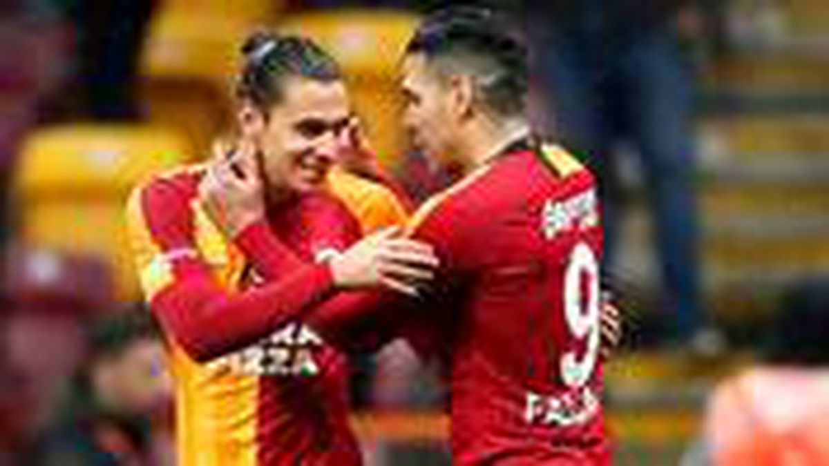 Galatasaray'da Taylan Antalyalı 2 hafta forma giyemeyecek