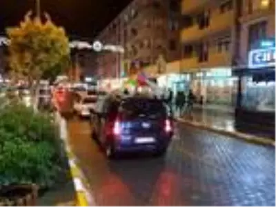 Azerbaycan'ın Cebrail şehrini kurtarmasını Iğdır'da konvoyla kutladılar Azerbaycan'ın Cebrail şehrini kurtarmasını Iğdır'da konvoyla kutladılar