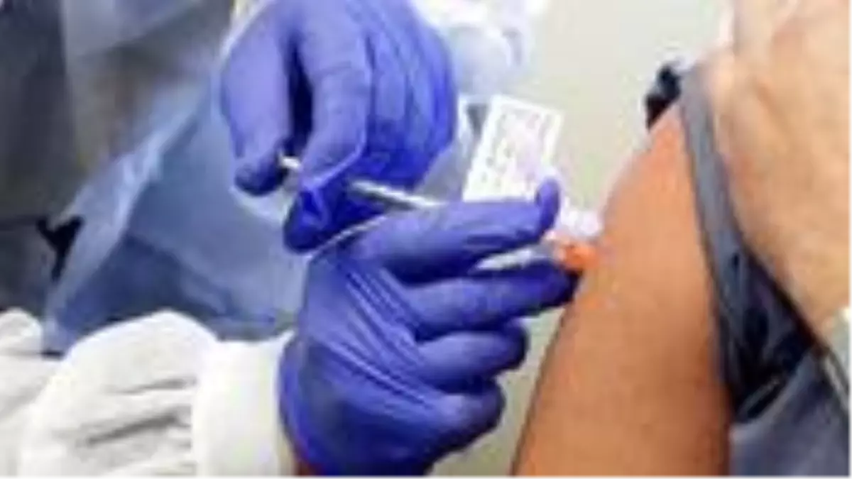 İngiliz bilim insanlarının yeni korona aşısı açıklaması can sıktı: Herkes aşı olamaz, en az 1 yıl gerekli