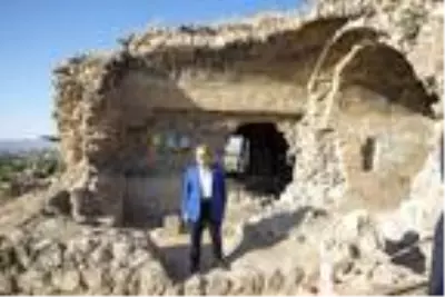 Kayseri?de 800 yıllık tarihi köşkte kazı çalışmaları başladı Kayseri?de 800 yıllık tarihi köşkte kazı çalışmaları başladı