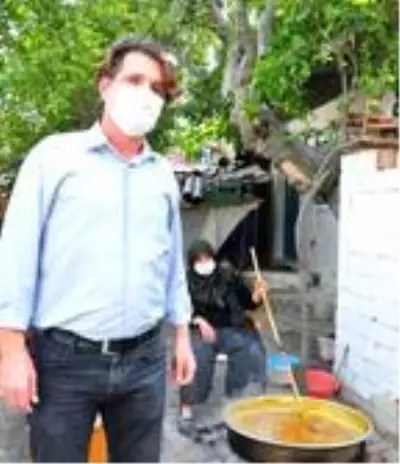 Kırkağaç kavunundan pekmez yaptılar, siparişlere yetişemiyorlar