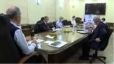 Milli Savunma Bakanı Akar'dan birlik komutanları ile video konferans Milli Savunma Bakanı Akar'dan birlik komutanları ile video konferans