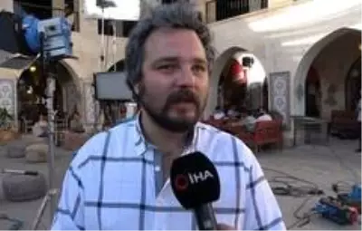 Rolleri başlarına bela oluyor Rolleri başlarına bela oluyor