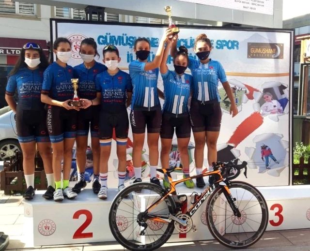 Sivas bisiklet takımı Türkiye Şampiyonu oldu