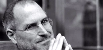 Steve Jobs kimdir? Steve Jobs kısaca hayatı nedir? Steve Jobs neden öldü? Steve Jobs ne zaman öldü?