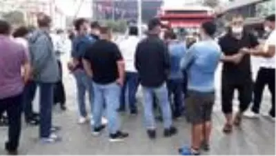 Taksim'de simit, kestane ve mısır tezgahlarının işgaliye izinlerinin iptal edilmesi Taksim'de simit, kestane ve mısır tezgahlarının işgaliye izinlerinin iptal edilmesi