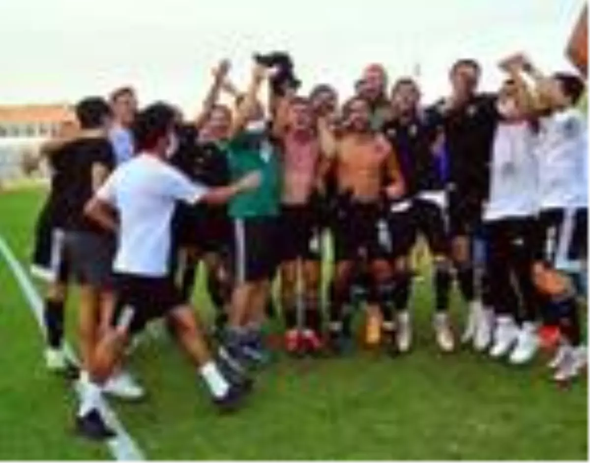 Turgutluspor koltuğu sevdi