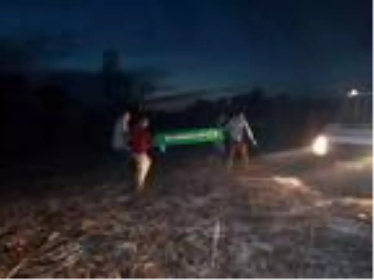 Yaktığı anıza düşerek öldü