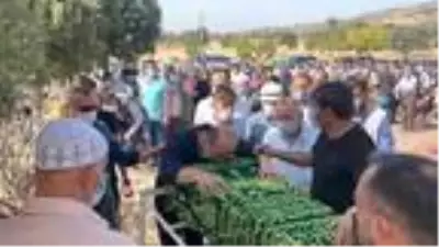 Yangında ölen küçük Yakup toprağa verildi Yangında ölen küçük Yakup toprağa verildi