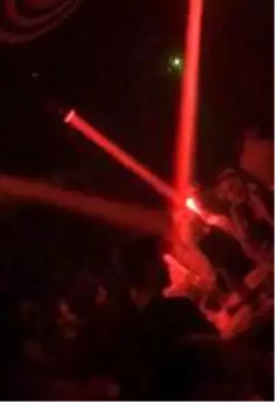 Yasağa rağmen düzenlenen eğlencede maske ve mesafe de unutuldu Yasağa rağmen düzenlenen eğlencede maske ve mesafe de unutuldu