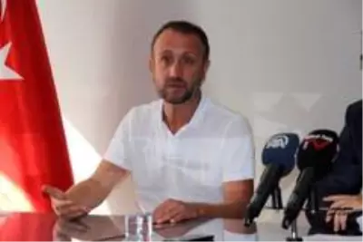 Balıkesirspor'dan kadroya 11 takviye Balıkesirspor'dan kadroya 11 takviye