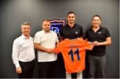 Başakşehir'den kadroya 7 takviye Başakşehir'den kadroya 7 takviye