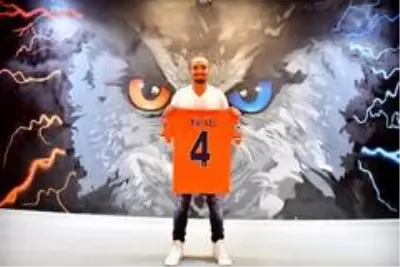 Başakşehir'den kadroya 7 takviye Başakşehir'den kadroya 7 takviye