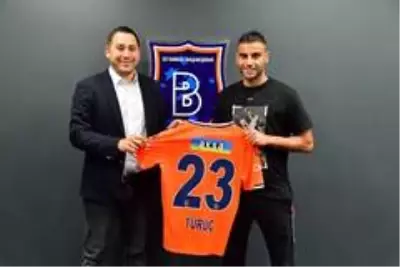 Başakşehir'den kadroya 7 takviye Başakşehir'den kadroya 7 takviye