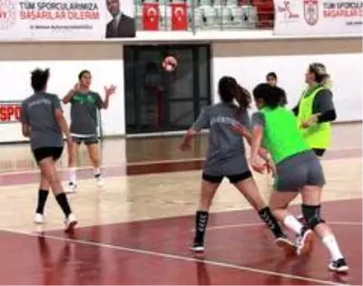 Doğan Ardahanlı: 'Bizim tüm maçlarımız zorlu geçecek' Doğan Ardahanlı: 'Bizim tüm maçlarımız zorlu geçecek'