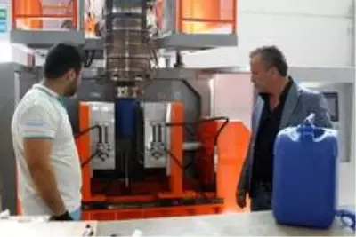 Enerjisini güneşten alan dev fabrika, yıllık 500 bin TL'lik tasarruf sağlıyor Enerjisini güneşten alan dev fabrika, yıllık 500 bin TL'lik tasarruf sağlıyor