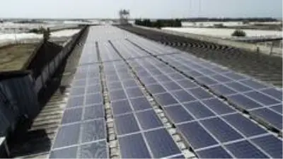Enerjisini güneşten alan dev fabrika, yıllık 500 bin TL'lik tasarruf sağlıyor Enerjisini güneşten alan dev fabrika, yıllık 500 bin TL'lik tasarruf sağlıyor