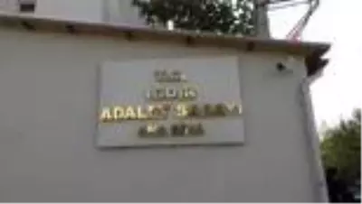 Iğdır Belediyesinde bulunan kayıt dışı 300 bin lira ile ilgili dava başladı Iğdır Belediyesinde bulunan kayıt dışı 300 bin lira ile ilgili dava başladı