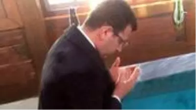 İmamoğlu'nu kızdıran soru: Seçimden sonra Cuma namazlarına daha mı az gider oldunuz? İmamoğlu'nu kızdıran soru: Seçimden sonra Cuma namazlarına daha mı az gider oldunuz?