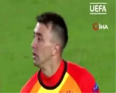 Muslera'ya lisans çıkartılmadı Muslera'ya lisans çıkartılmadı