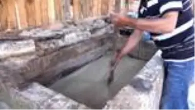 Toroslar'ın pekmezi yüzyıllık fırınlarda hazırlanıyor