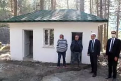 Tosya Dipsizgöl Tabiat Parkı yenilenmeye devam ediyor Tosya Dipsizgöl Tabiat Parkı yenilenmeye devam ediyor