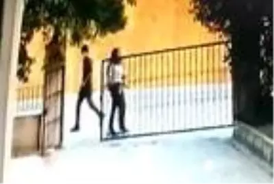 15 yaşındaki kızı taciz etti, sağır ve dilsiz numarası yaptı (2) 15 yaşındaki kızı taciz etti, sağır ve dilsiz numarası yaptı (2)