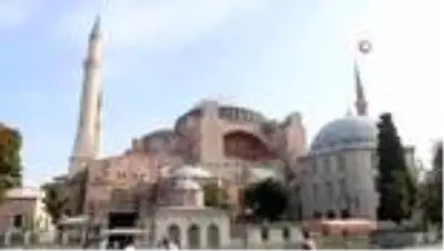 Cumhurbaşkanı Erdoğan, Ayasofya Camii'ne 2 özel hat levhası hediye etti Cumhurbaşkanı Erdoğan, Ayasofya Camii'ne 2 özel hat levhası hediye etti