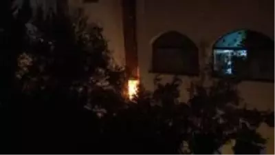 Son dakika haberi: Estergon Kalesi alev alev yandı Son dakika haberi: Estergon Kalesi alev alev yandı