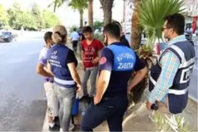 Hatay'da dilencilere geçit yok Hatay'da dilencilere geçit yok