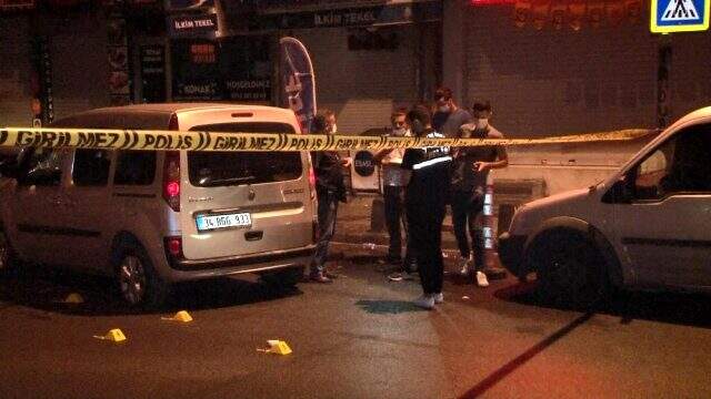 Kağıthane'de silahlı saldırıya uğrayan iki kardeşten biri hayatını kaybetti