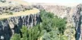 Güzelyurt: Kapadokya?nın incisi Ihlara Vadisi, pandemi sürecinde 62 bin ziyaretçi ağırladı Güzelyurt: Kapadokya?nın incisi Ihlara Vadisi, pandemi sürecinde 62 bin ziyaretçi ağırladı