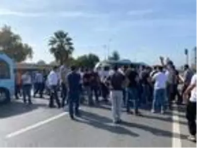 Minibüsçüler bu kez Kartal'da toplandı Minibüsçüler bu kez Kartal'da toplandı