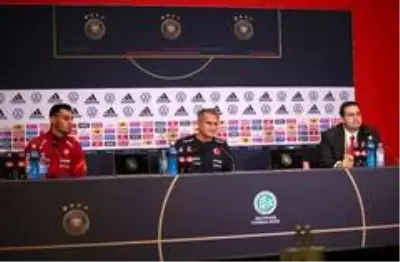 Şenol Güneş: 'Hedefimiz Dünya Kupası ve Avrupa'da başarılı olmak' Şenol Güneş: 'Hedefimiz Dünya Kupası ve Avrupa'da başarılı olmak'