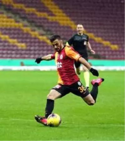 Uğurcan Çakır, 16 milyon euro ile Süper Lig'in en değerli futbolcusu oldu Uğurcan Çakır, 16 milyon euro ile Süper Lig'in en değerli futbolcusu oldu