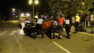 Takla atan araçtan burnu kanamadan çıktı Takla atan araçtan burnu kanamadan çıktı