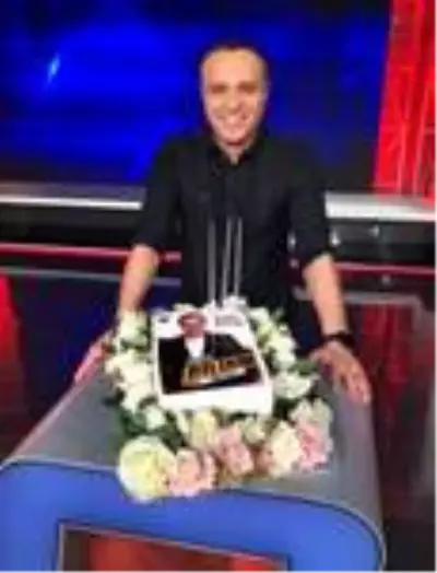 ALPER ATEŞ'LE BEN BİLİRİM 300. BÖLÜMÜNÜ KUTLUYOR ALPER ATEŞ'LE BEN BİLİRİM 300. BÖLÜMÜNÜ KUTLUYOR