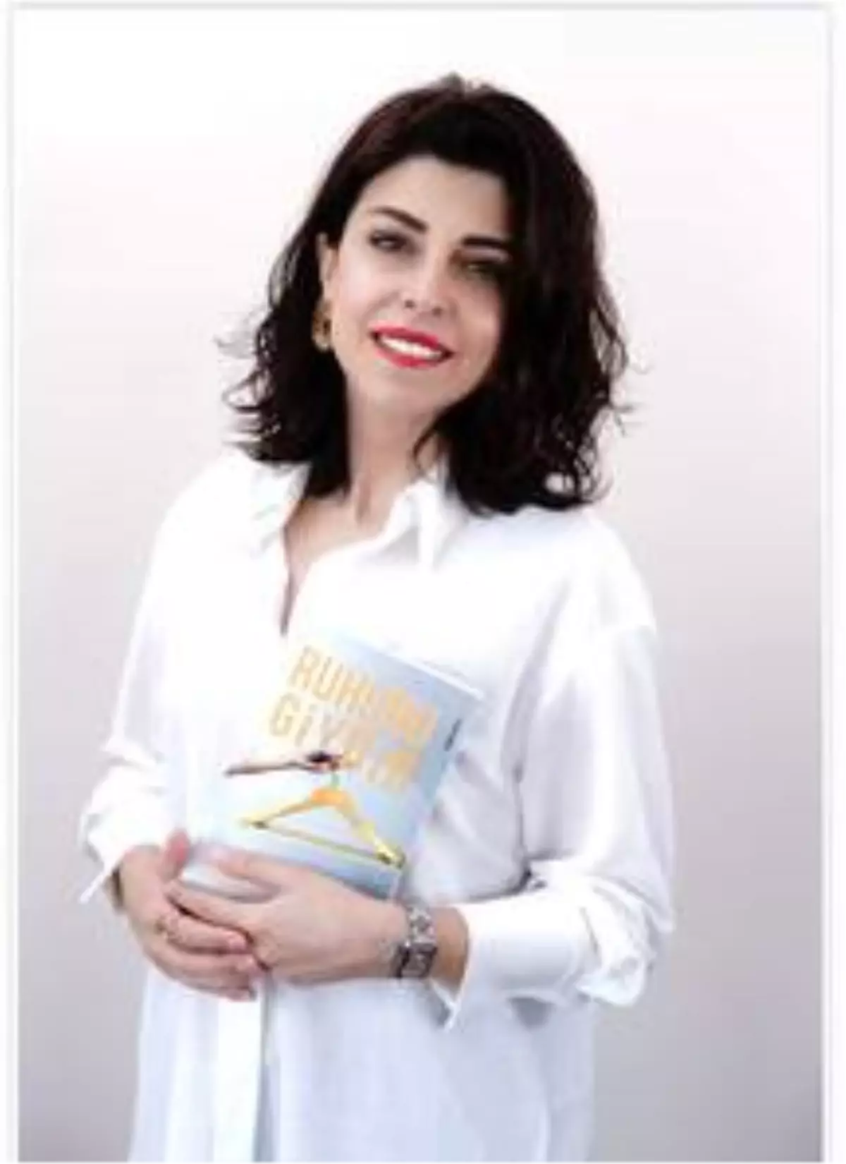 Başak Bilgen Camgöz'ün 'Ruhunu Giydir' adlı kitabı okuyucularla buluştu