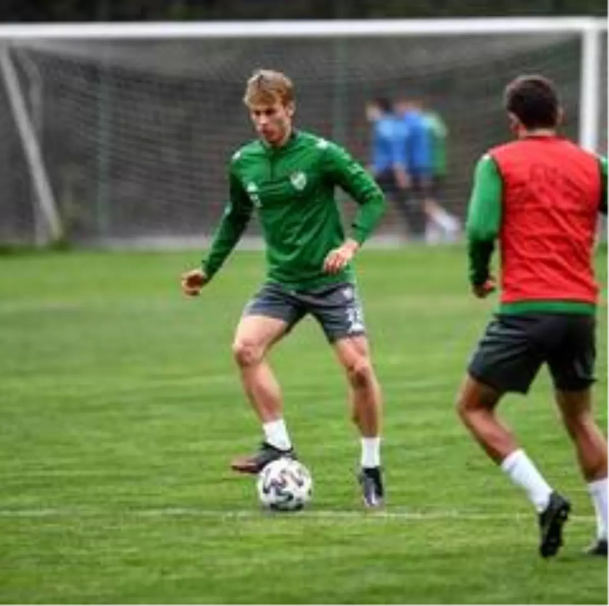 Bursaspor nefes almadan çalışıyor