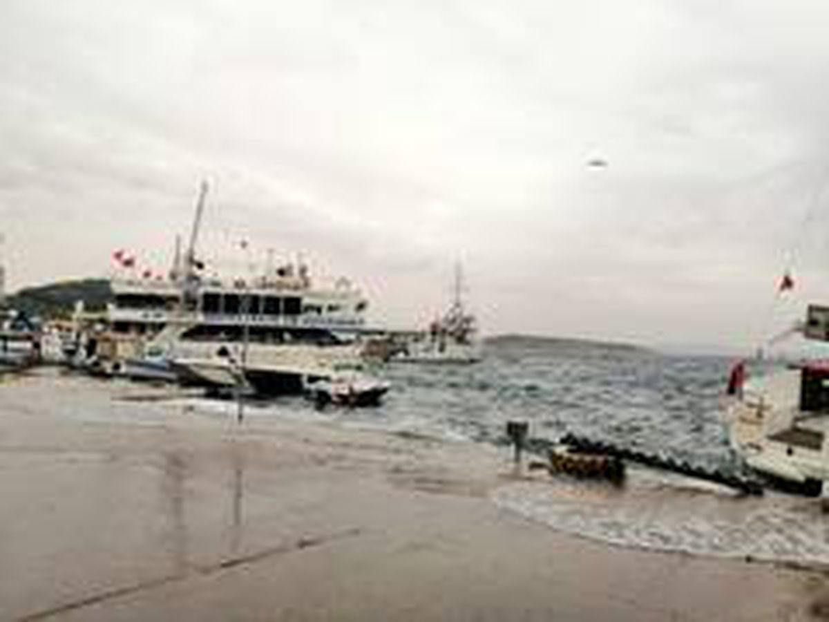 Erdek'te fırtına