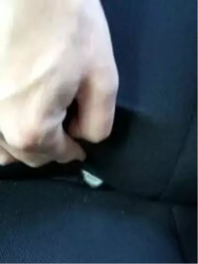 Eşi için aldığı sıfır otomobilde hayatının şokunu yaşadı Eşi için aldığı sıfır otomobilde hayatının şokunu yaşadı