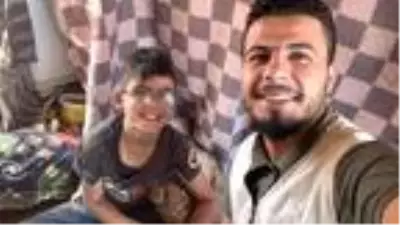 Günde 3 TL kazanarak ailesine destek olan İdlibli Hüseyin'e, yardım yağdı Günde 3 TL kazanarak ailesine destek olan İdlibli Hüseyin'e, yardım yağdı