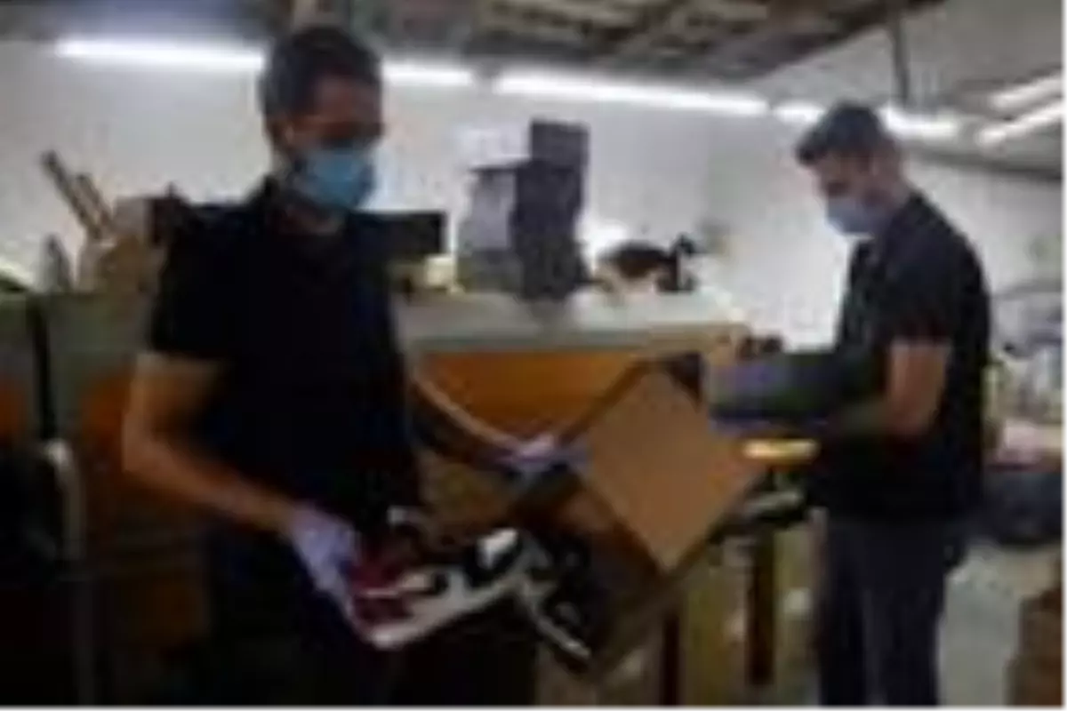 Son dakika! İSTANBUL'DA TAKLİT ÜRÜN OPERASYONU KAMERADA