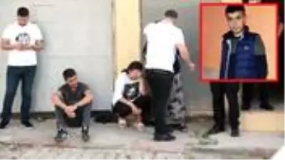 Kan donduran cinayet! Arkadaşını başından vurarak öldürüp akrabalarına mesaj attı Kan donduran cinayet! Arkadaşını başından vurarak öldürüp akrabalarına mesaj attı