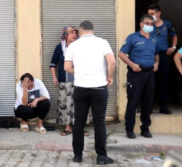 Kan donduran cinayet! Arkadaşını başından vurarak öldürüp, akrabalarına mesaj attı Kan donduran cinayet! Arkadaşını başından vurarak öldürüp, akrabalarına mesaj attı