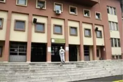 Kartal Belediyesi, öğrencileri ile buluşacak okulları dezenfekte ediyor