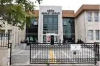 Son dakika! Kayınpederini öldürdüğünü televizyon yayınında itiraf eden damat, adliyeye sevk edildi Son dakika! Kayınpederini öldürdüğünü televizyon yayınında itiraf eden damat, adliyeye sevk edildi