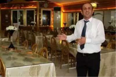 Korona virüs düğün sektörünün yan kollarını da vurdu Korona virüs düğün sektörünün yan kollarını da vurdu