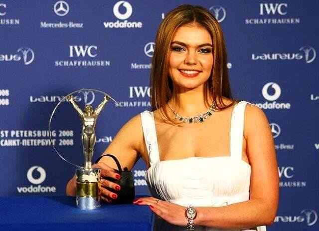 Özel hayatını gizli tutan Putin'le ilgili olay iddia! 2 senedir ortada görünmeyen sevgilisi ikiz bebek doğurdu